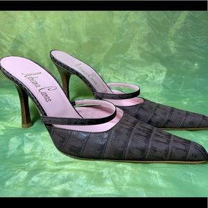 ADRIANA CARAS Leather Shoes Size 36.5